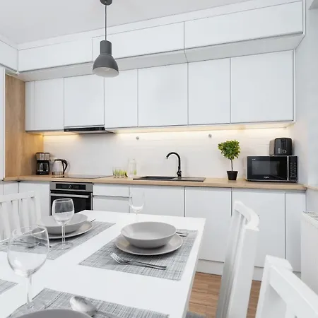 Cystersow Cracow By Renters Apartment *