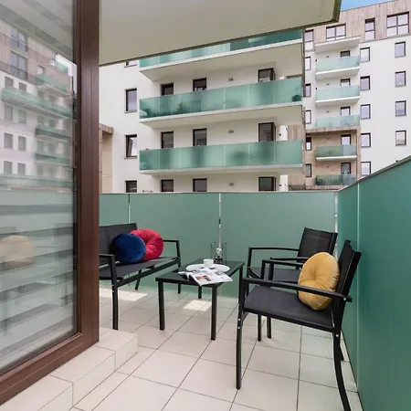 Cystersow Cracow By Renters Apartment *
