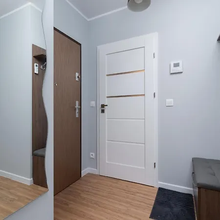 Cystersow Cracow By Renters Apartment